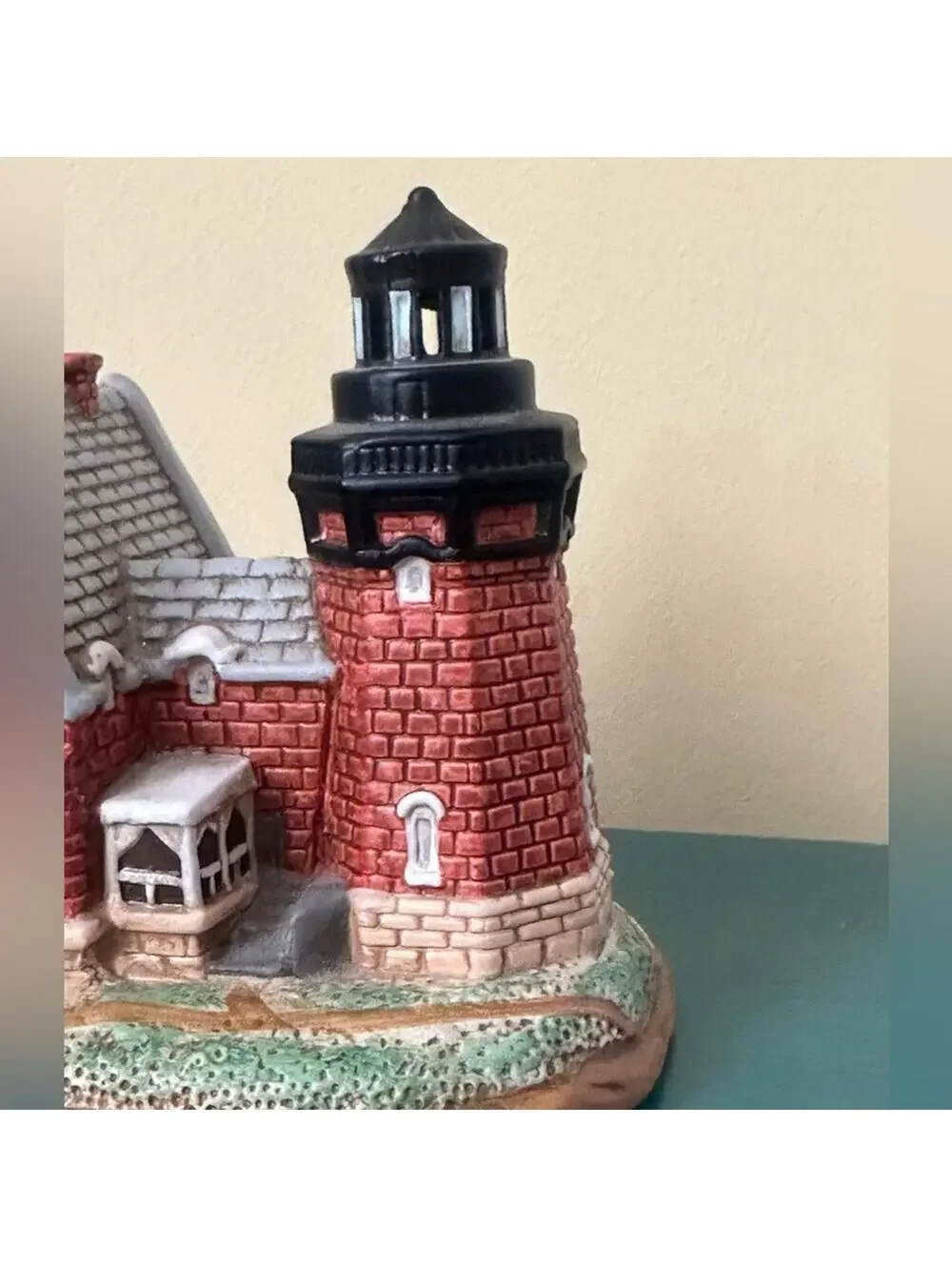 Vintage Geo Z. Lefton 1997 Block Island Lighthouse Collectable